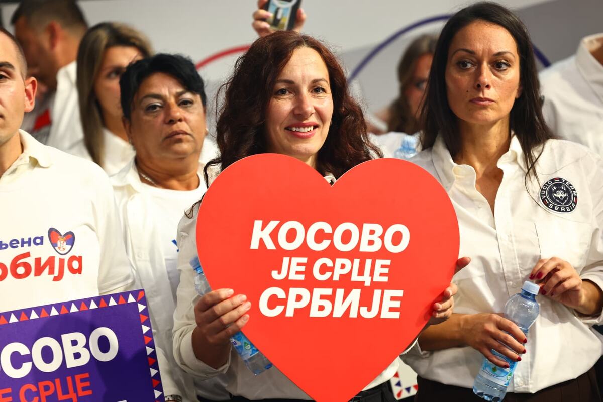SNS Miting Kragujevac Aleksandar Vučić Ujedinjena Srbija (5).jpeg