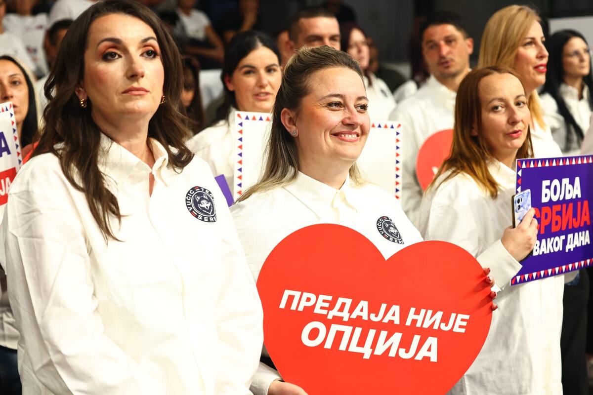 SNS Miting Kragujevac Aleksandar Vučić Ujedinjena Srbija (5).jpeg