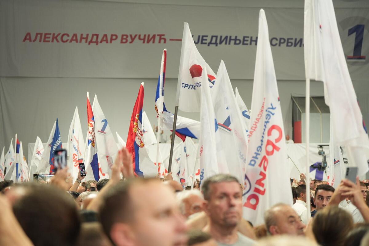SNS Miting Kragujevac Aleksandar Vučić Ujedinjena Srbija (1).jpeg