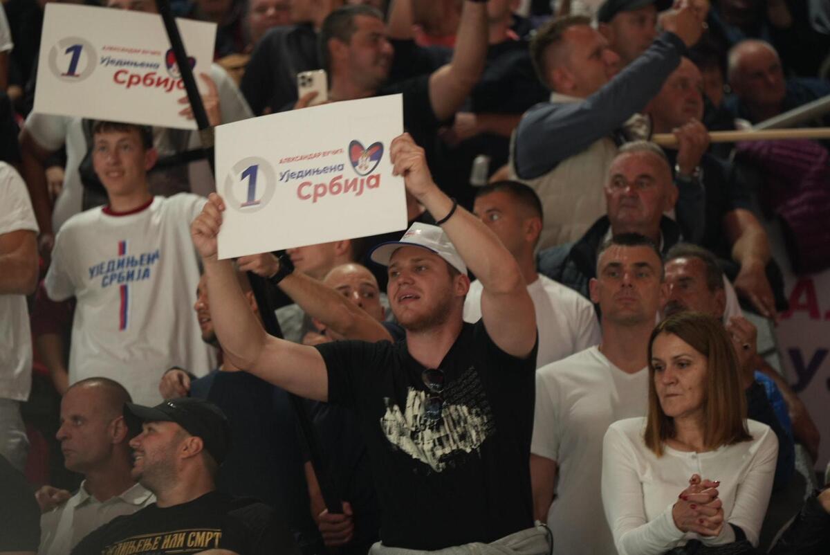 SNS Miting Kragujevac Aleksandar Vučić Ujedinjena Srbija (1).jpeg
