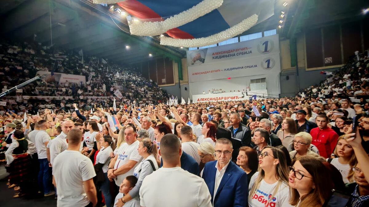 SNS Miting Kragujevac Aleksandar Vučić Ujedinjena Srbija (3).jpeg