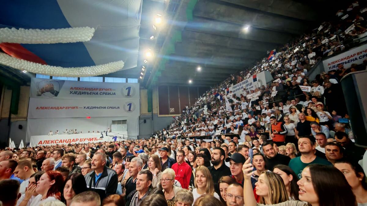 SNS Miting Kragujevac Aleksandar Vučić Ujedinjena Srbija (3).jpeg