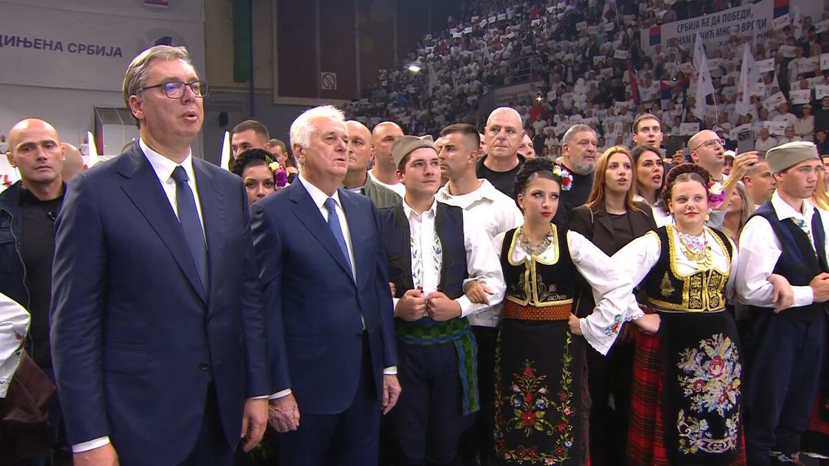 SNS Miting Kragujevac Aleksandar Vučić Ujedinjena Srbija (8).jpg