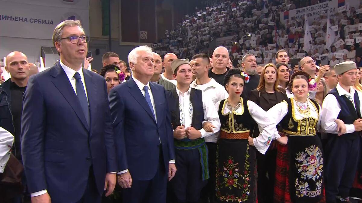 SNS Miting Kragujevac Aleksandar Vučić Ujedinjena Srbija (8).jpg