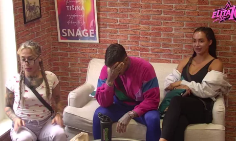 FILIP ĐUKIĆ IZMEĐU DVE VATRE! Evo šta je odgovorio na pitanje da li bi pre Lauru ili Bilju! Ona otkrila svoje emocije: Od 1 do 10, sviđa mi se 12