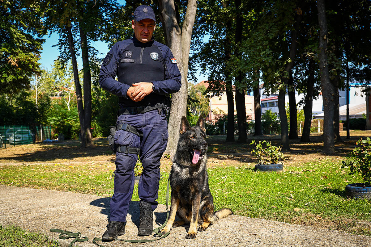 Aki Maki, Vladan Kovačević, policijska brigada (1).jpg