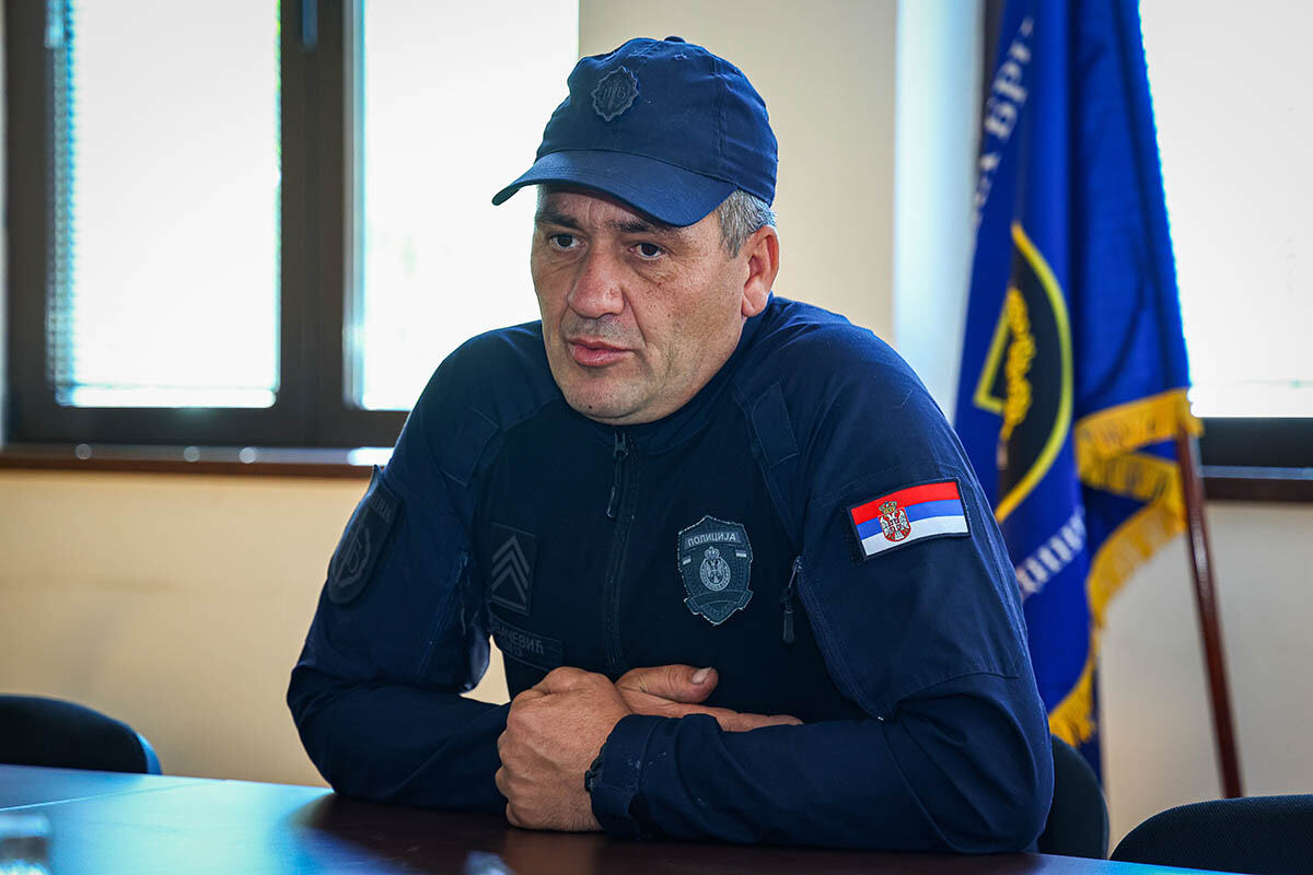 Aki Maki, Vladan Kovačević, policijska brigada (1).jpg