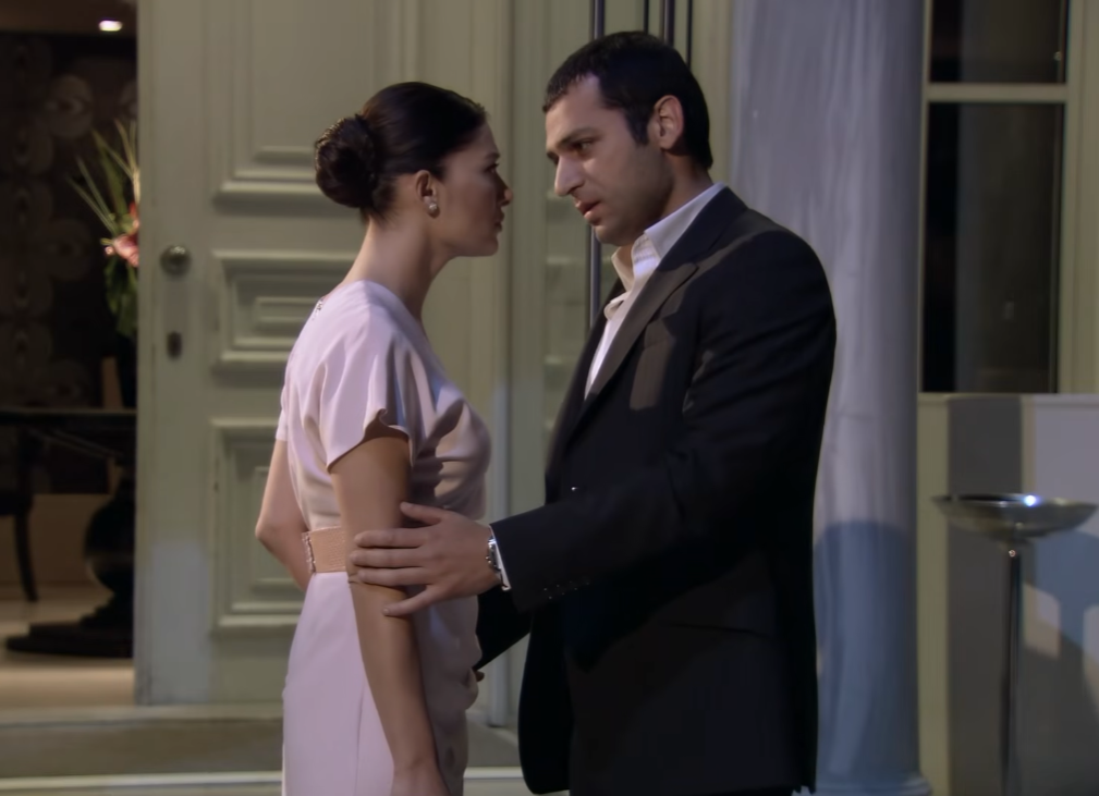 Nurgul Ješilčaj u seriji "Ljubav i kazna"