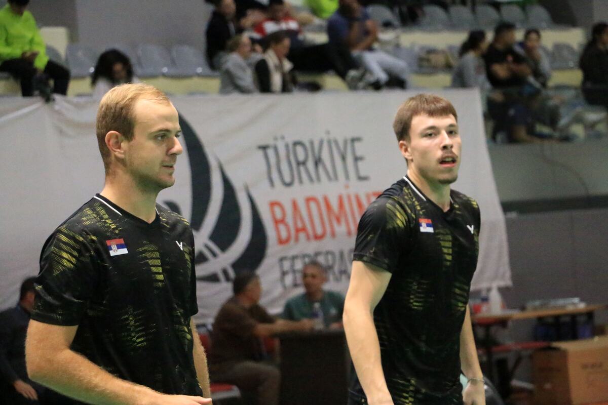 Badminton_Tomic i Petrovic.JPG