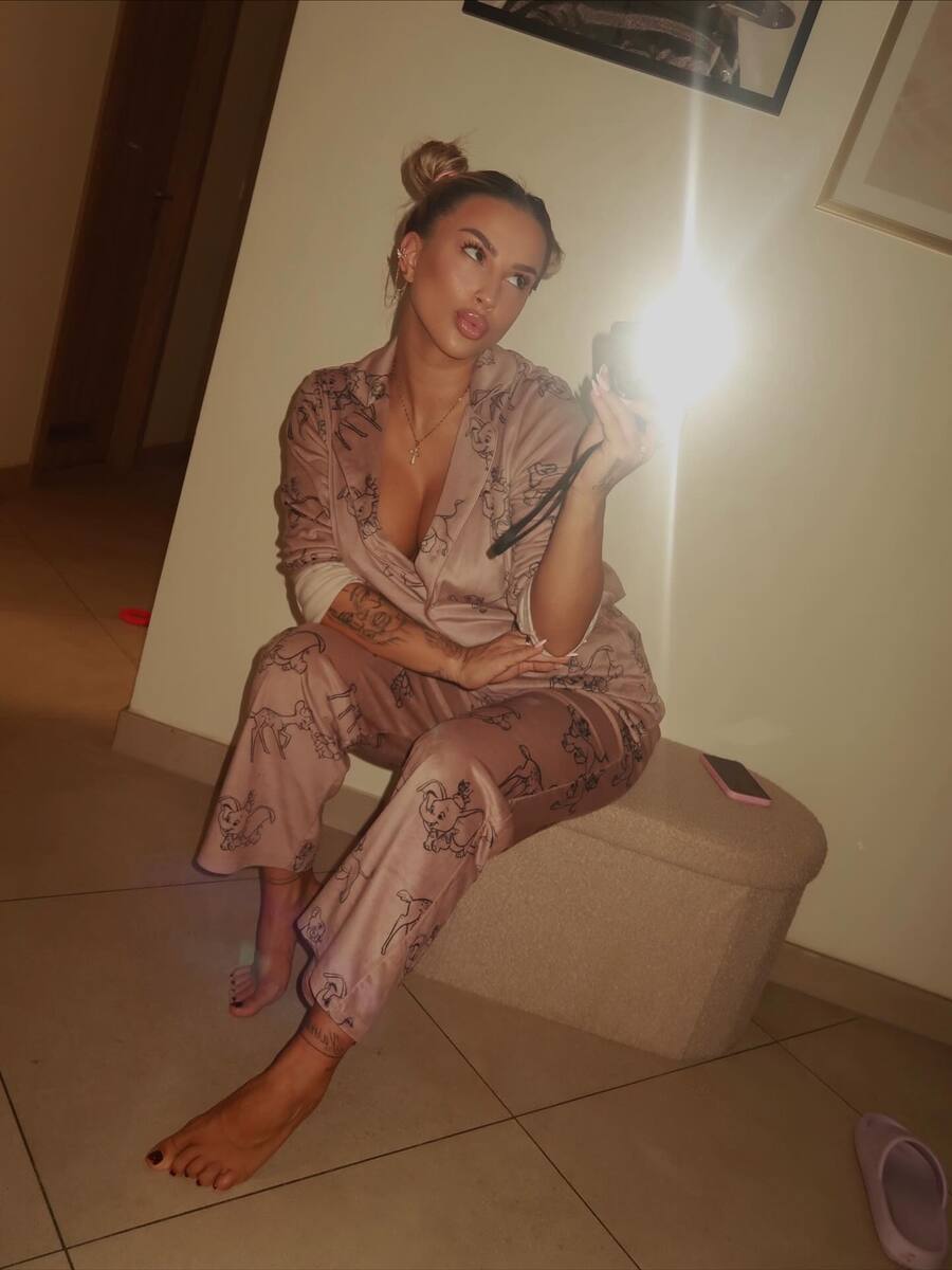 sabina_j96-3926723089727808321_46503412301_1-20260624_192451.jpg