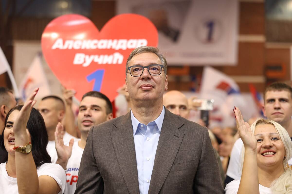 Ujedinjena Srbija Zaječar SNS skup Aleksandar Vučić