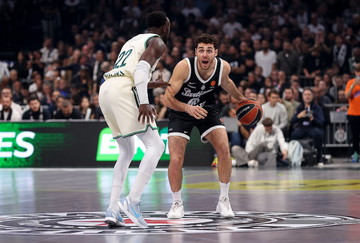 partizan-panathinaikos-74236220.JPG