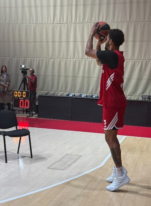 KK Crvena zvezda 2.jpg