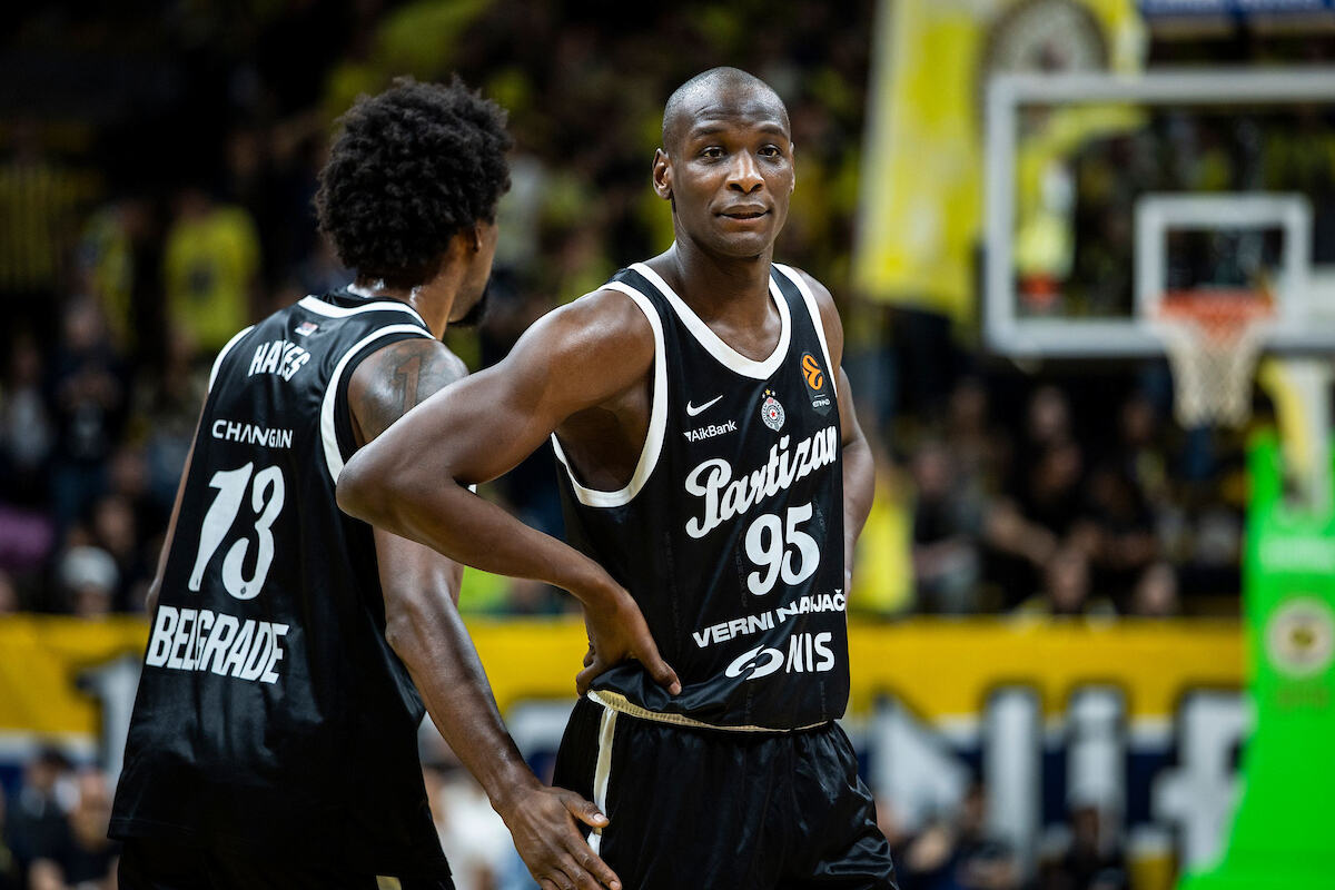 FENERBAHCE-PARTIZAN_50.JPG