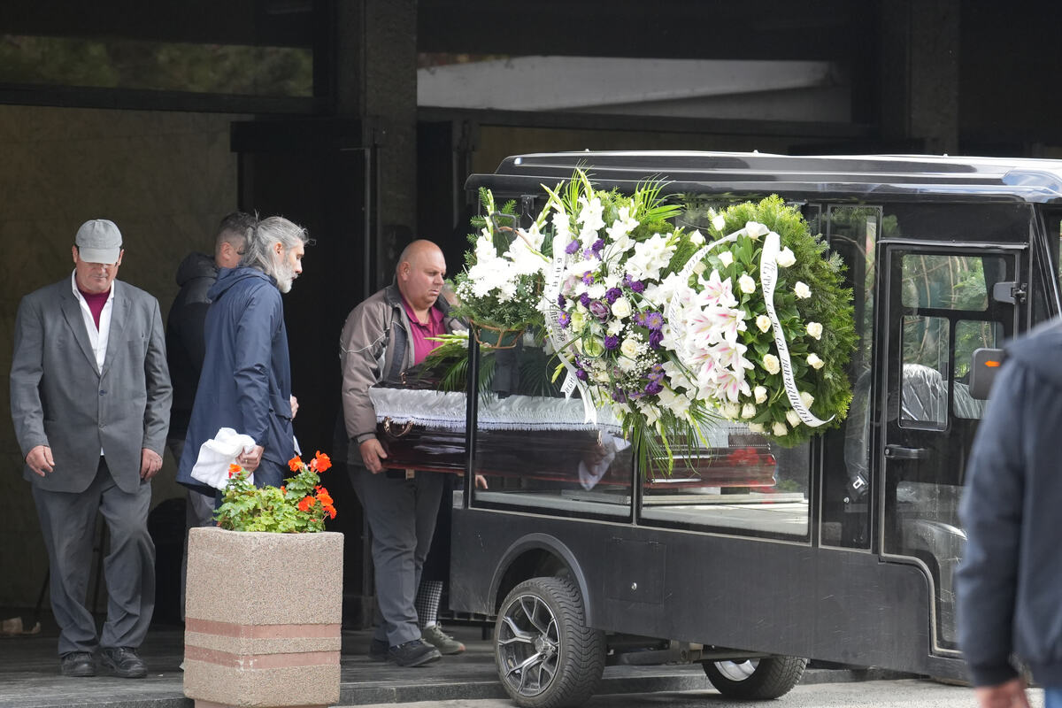 Sahrana Slađane Tesle