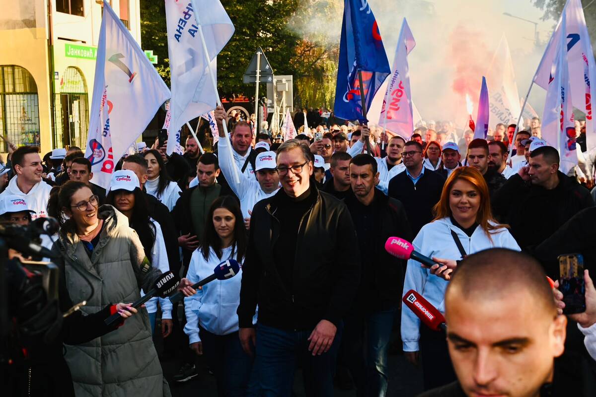 Skup SNS Novi Sad Aleksandar Vučić