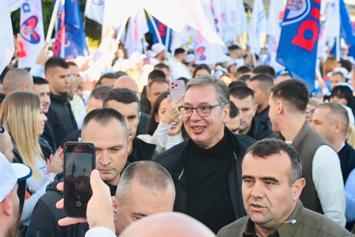 Skup SNS Novi Sad Aleksandar Vučić