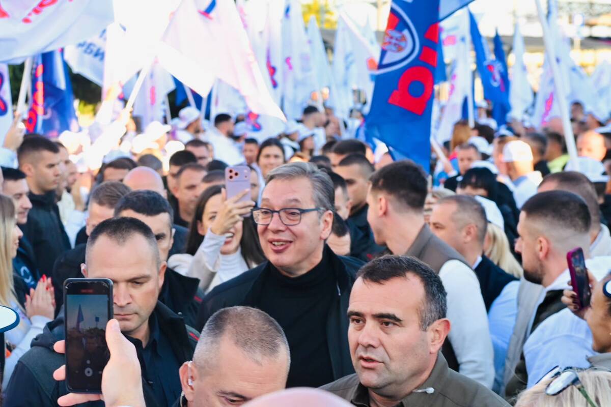 Skup SNS Novi Sad Aleksandar Vučić