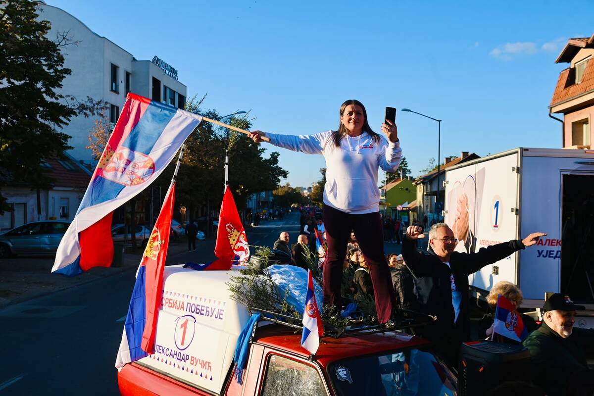 Skup SNS Novi Sad Aleksandar Vučić (1).jpeg
