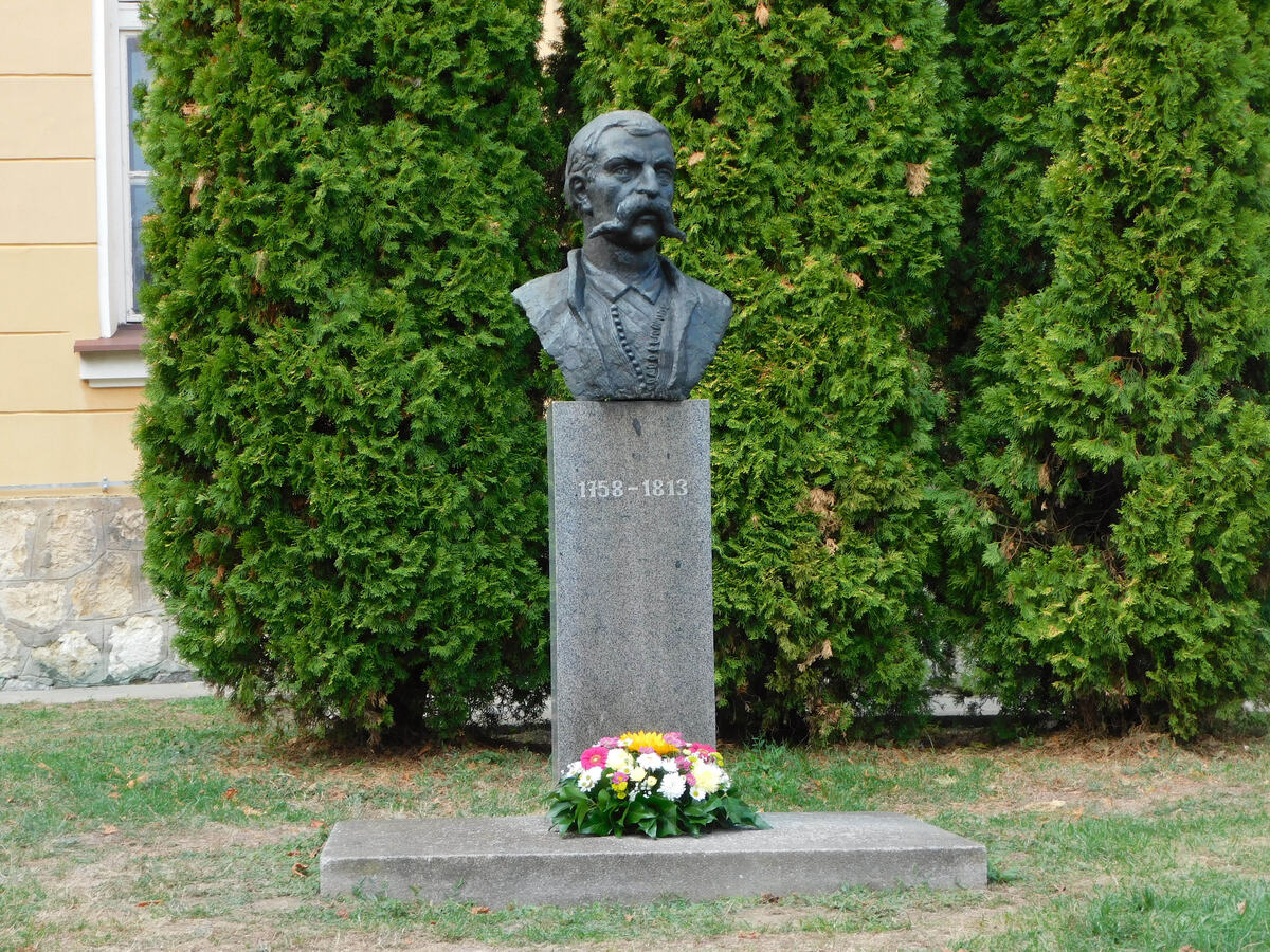 LOZNICA - Svečana akademija.JPG