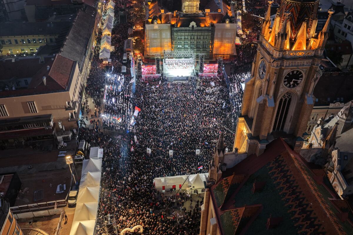 Skup SNS Novi Sad Aleksandar Vučić