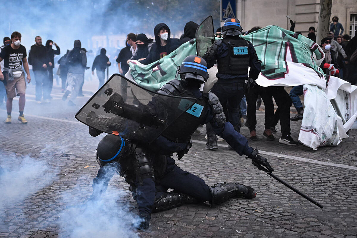 Francuska neredi protesti