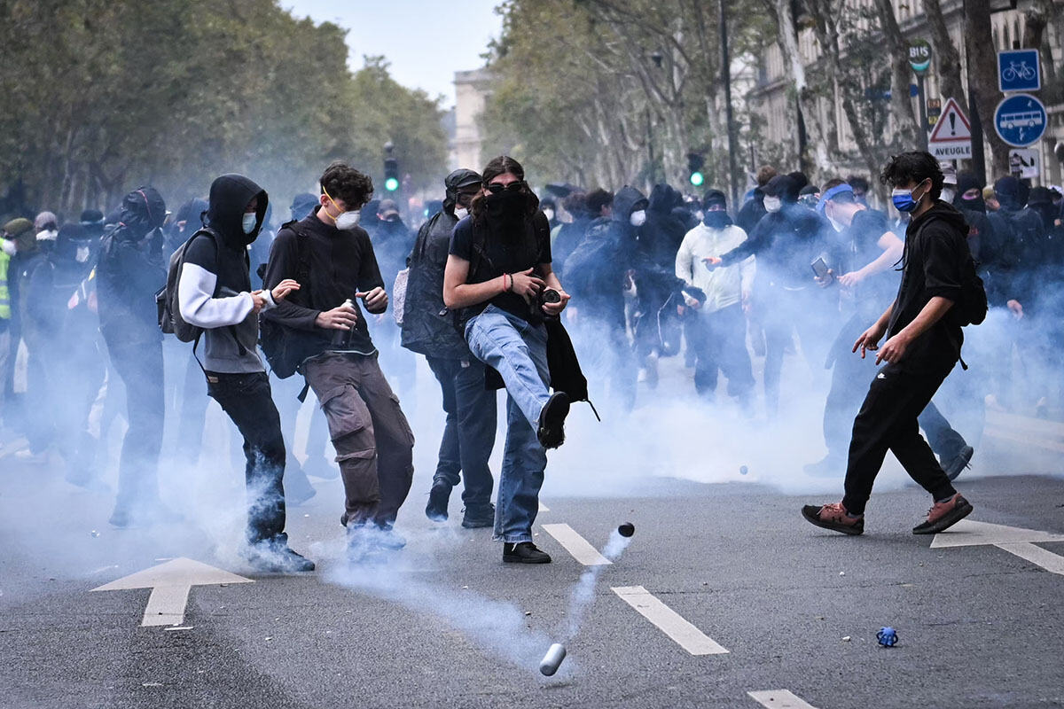 Francuska neredi protesti