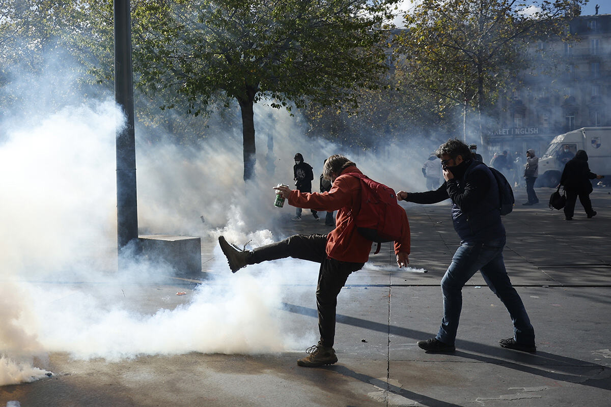 Francuska neredi protesti