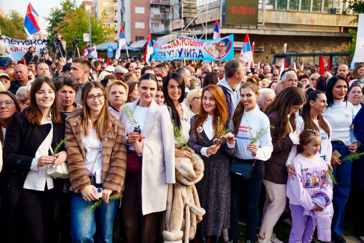 Ujedinjena Srbija Kruševac SNS skup