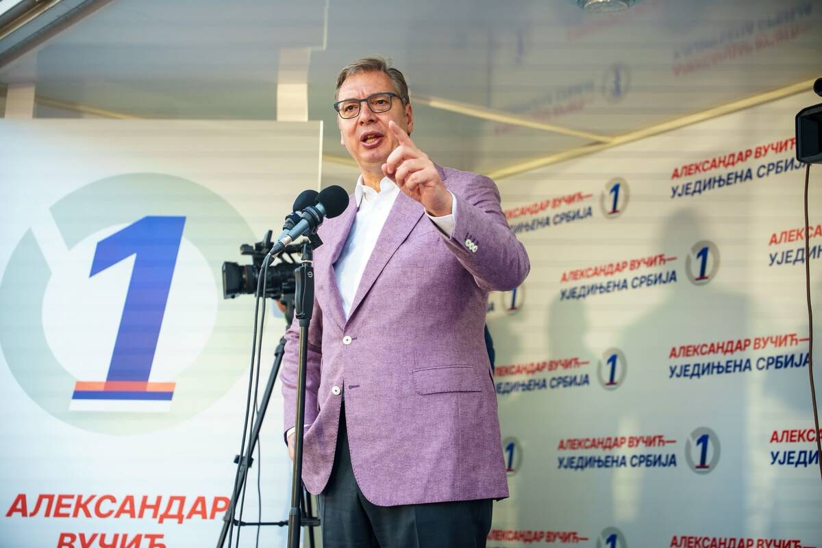 Aleksandar Vučić   Ujedinjena Srbija Kruševac SNS skup