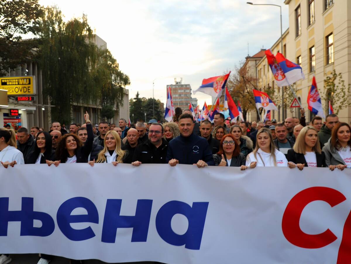 Skup Ujedinjena Srbija Niš šetnja SNS (10).jpeg