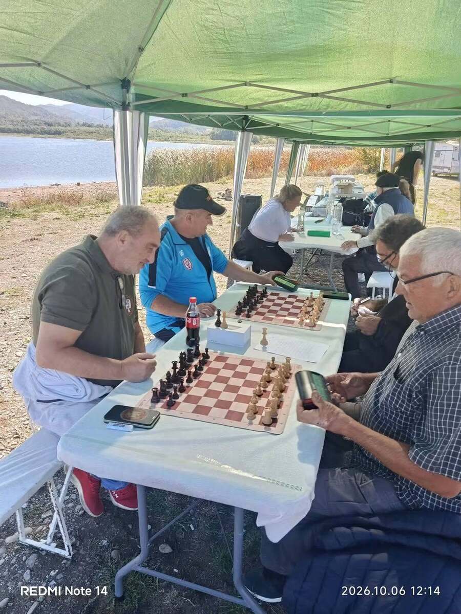 Organizatori manifestacije.jpg