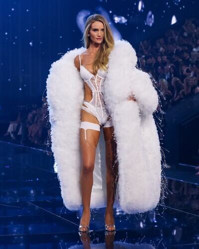 Revija Victoria’s Secret 2026