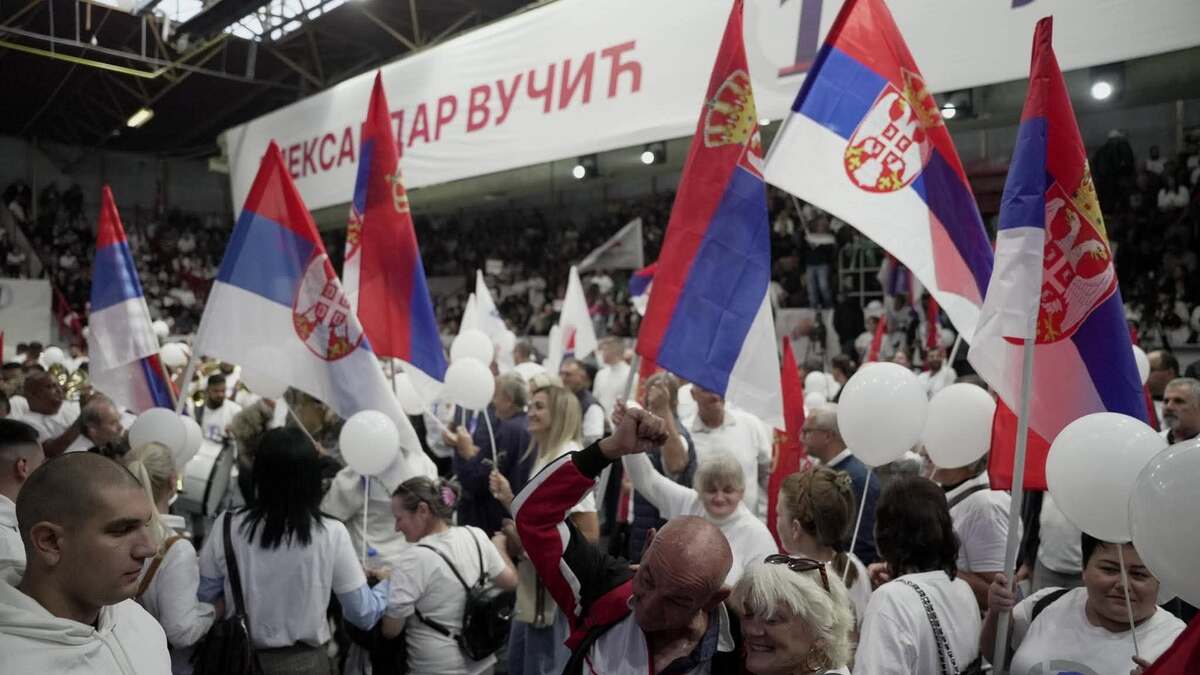 VUCIC3-FOTO-RINA.jpg