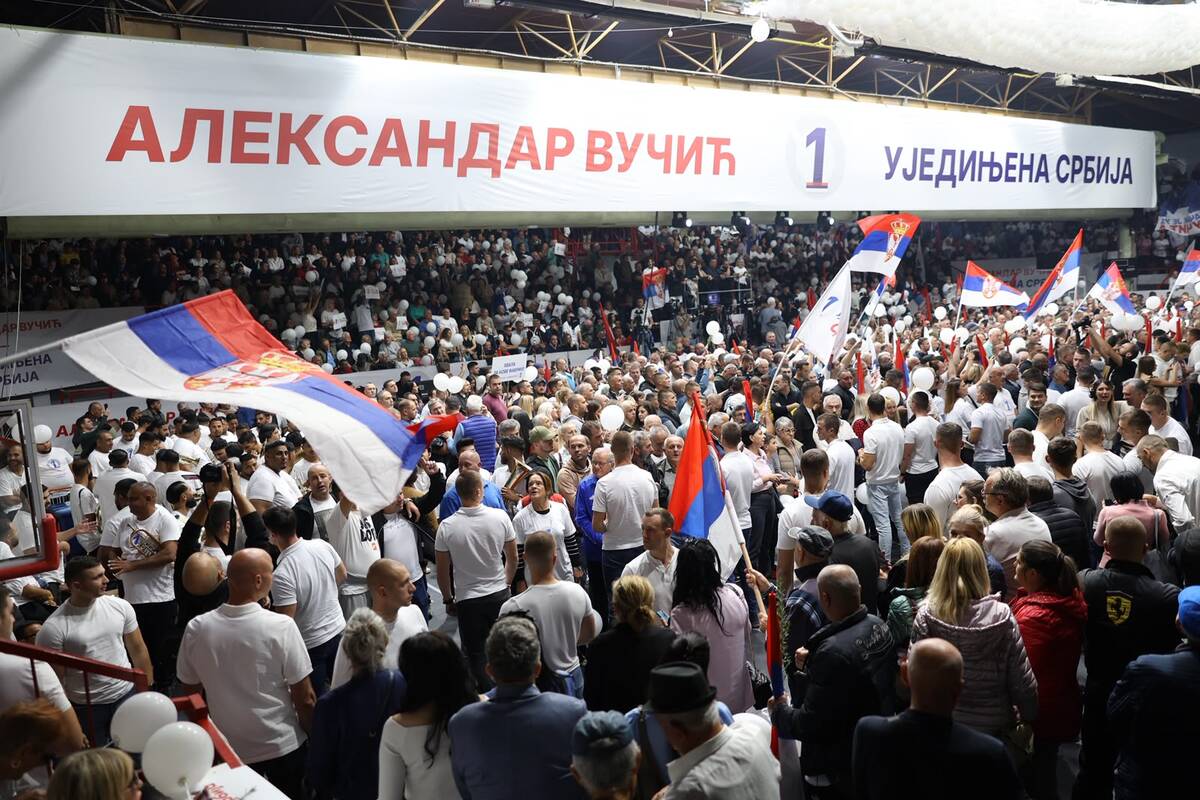 Ujedinjena Srbija Čačak SNS skup hala borac