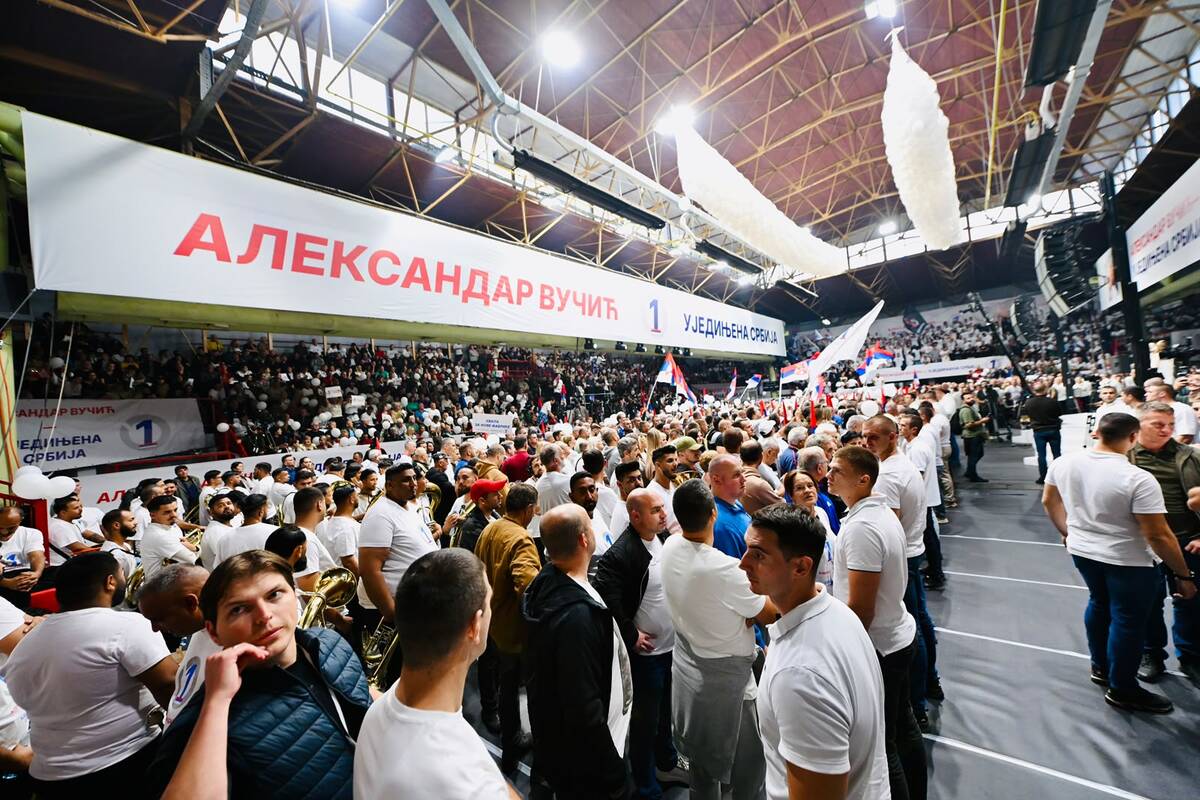 Ujedinjena Srbija Čačak SNS skup hala borac