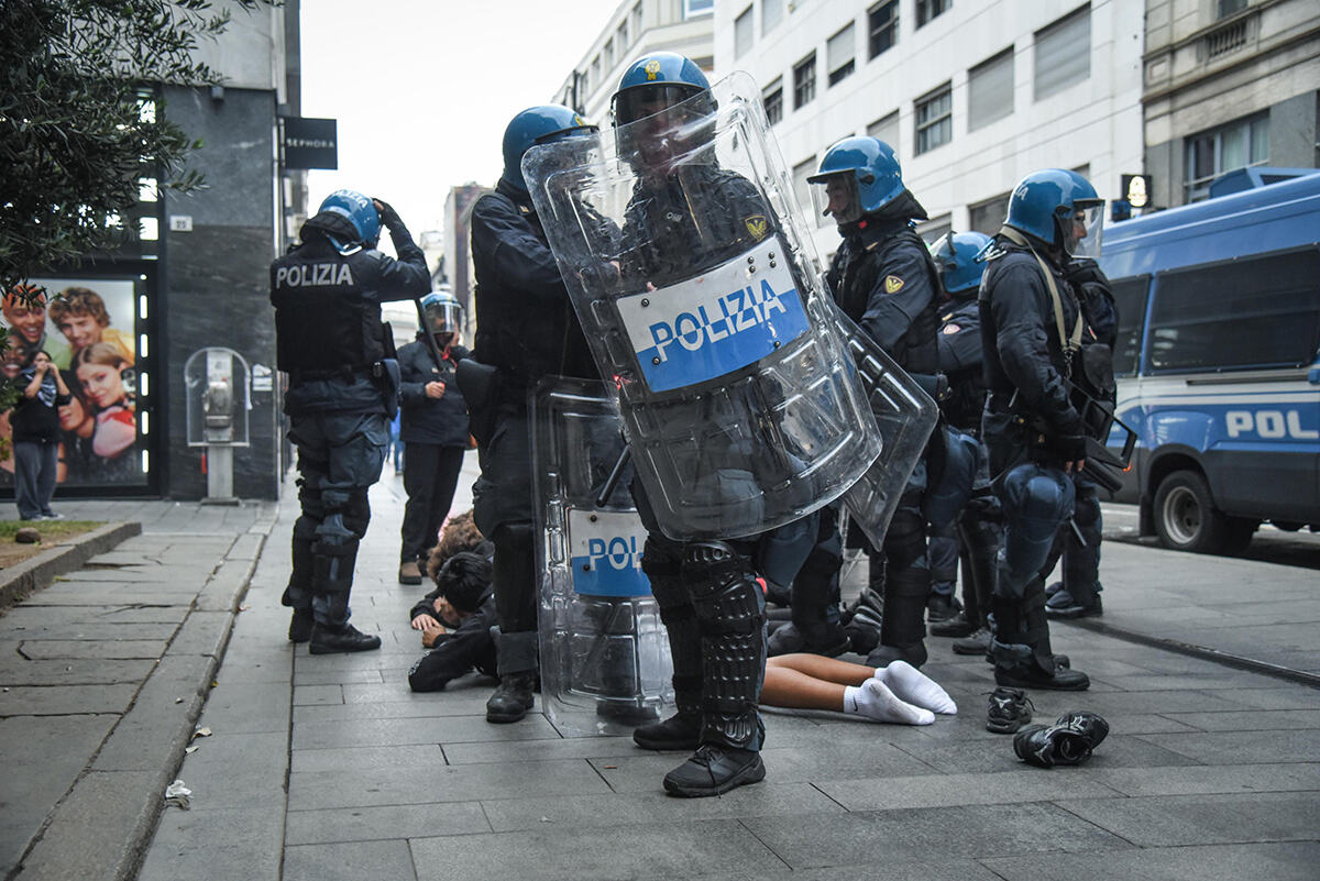 Italija Milano neredi