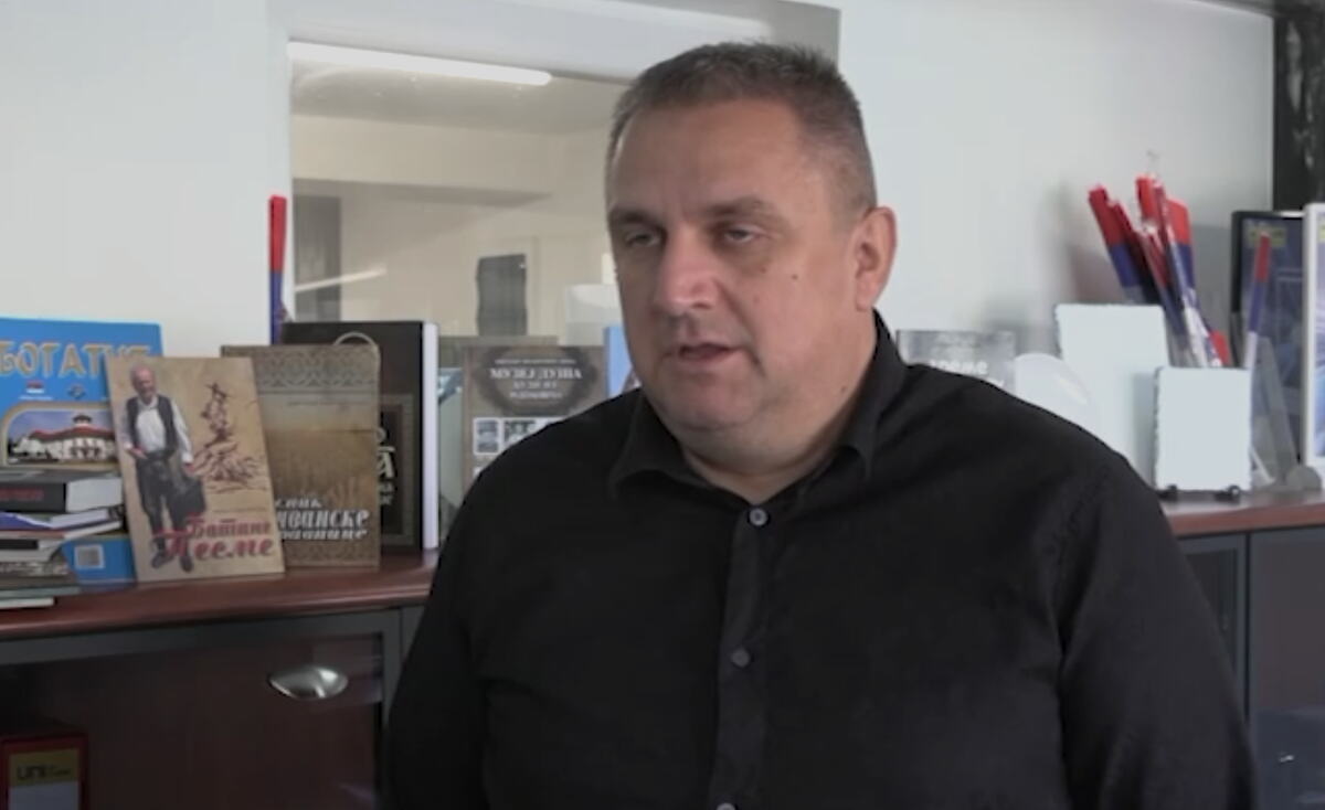 Bogatić poklon auto