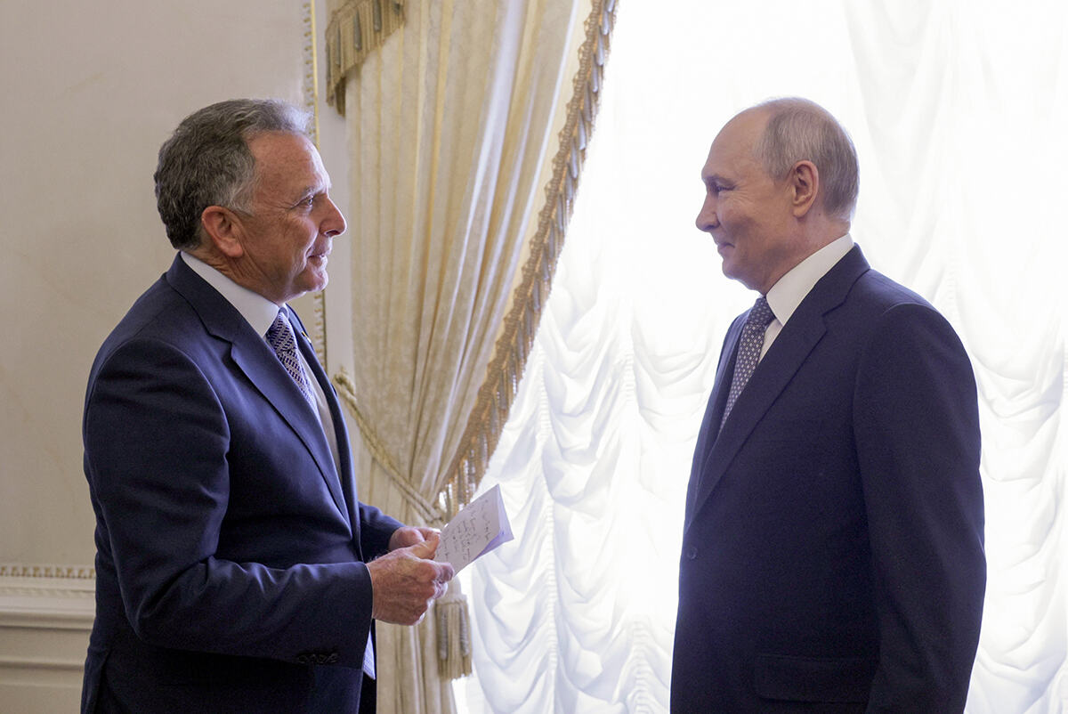 Sankt Peterburg Stiv Vitkof Vladimir Puitn (6).jpg