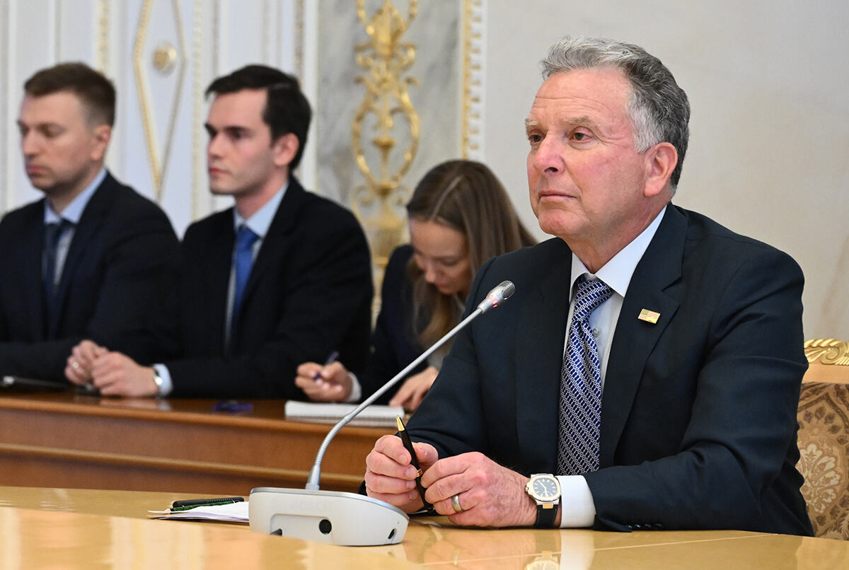 Sankt Peterburg Stiv Vitkof Vladimir Puitn (6).jpg