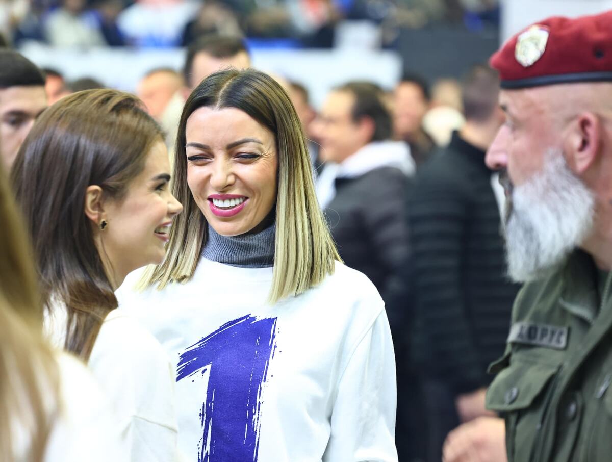 Hala sportova Novi Beograd Ujedinjena Srbija SNS skup