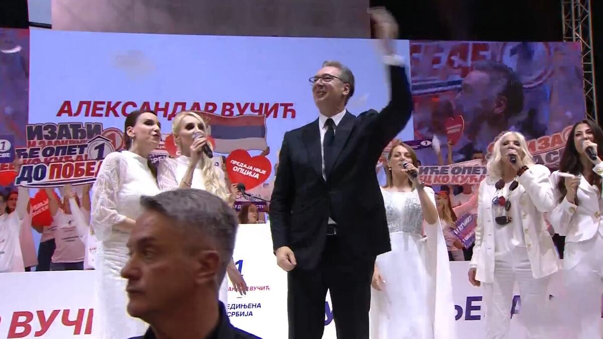 Hala sportova Novi Beograd Ujedinjena Srbija SNS skup (22).jpg