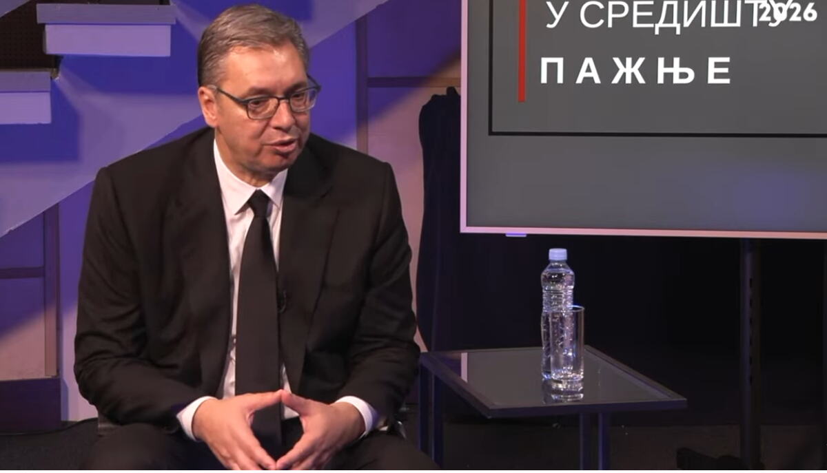 Hala sportova Novi Beograd Ujedinjena Srbija SNS Aleksandar Vučić (4).png