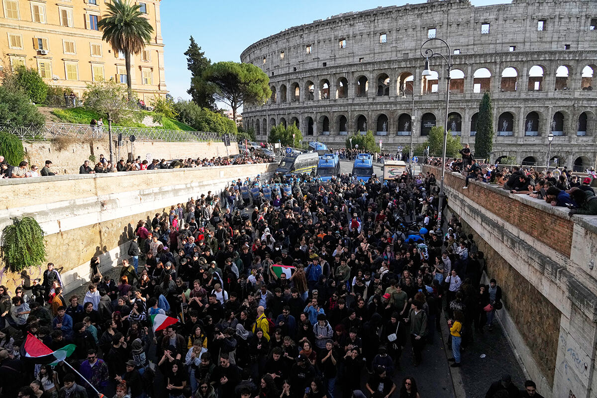 Italija  protest demonstracije (33).jpg