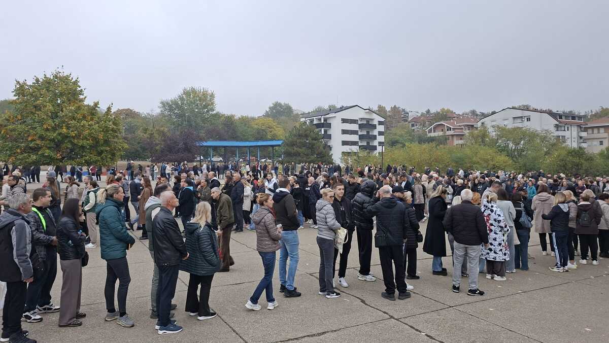 izbori 2026 glasanje glasačko mesto Mirijevo, OŠ Pavle Savić