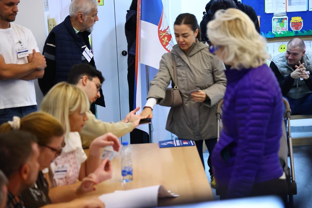 izbori 2026 glasanje glasačko mesto Belvil