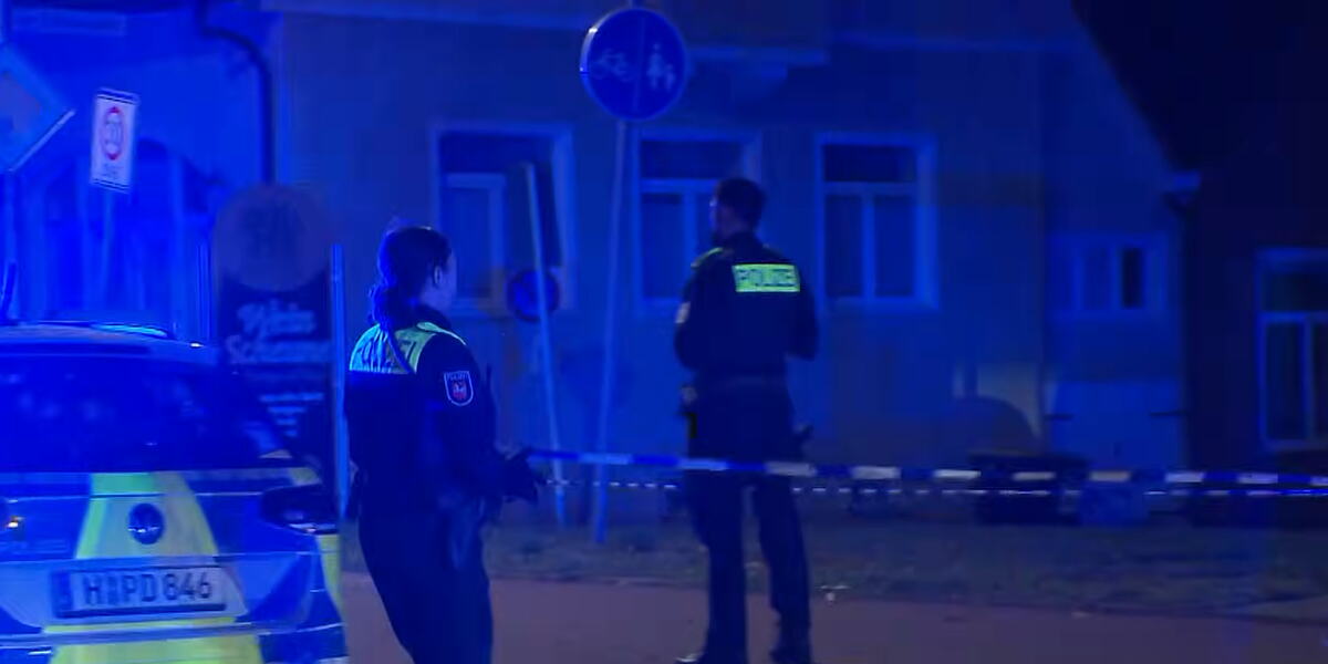 Hanover Automobil uleteo u masu! Policija pucala na vozača Počinioc u bekstvu