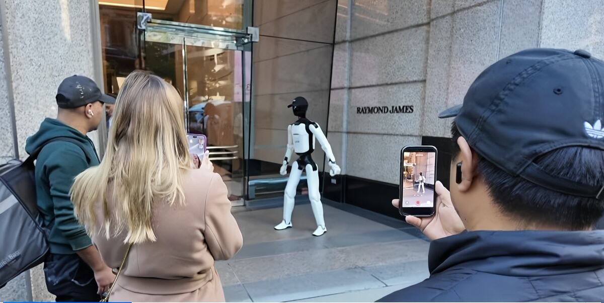 humanoidni robot (2).jpg