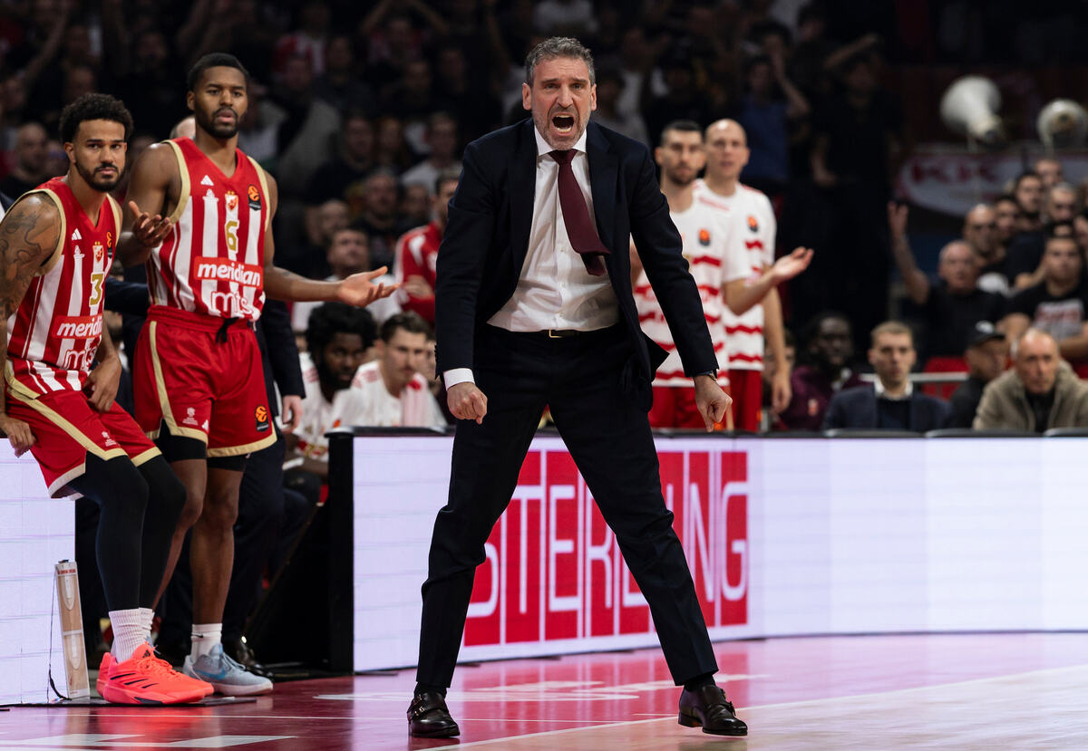ZVEZDA-MACCABI_08.JPG