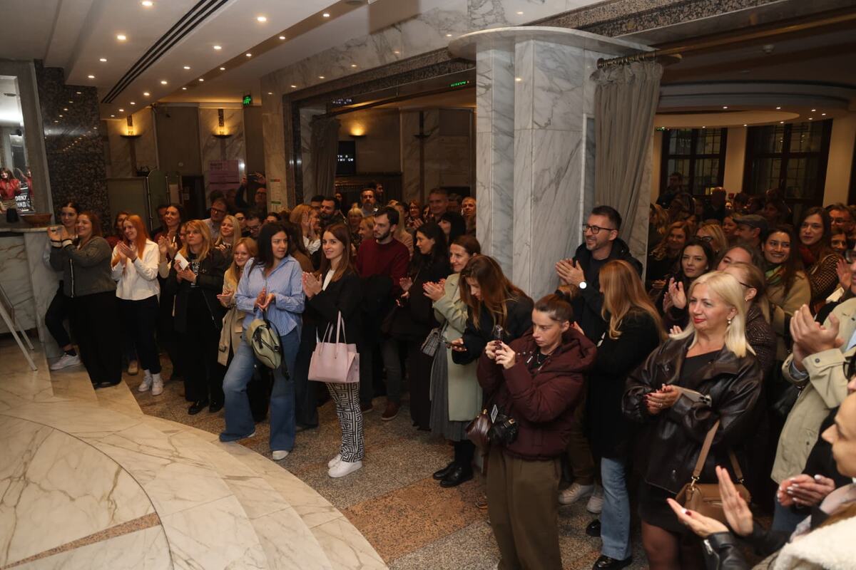 Štrajk upozorenja glumaca Ateljea 212